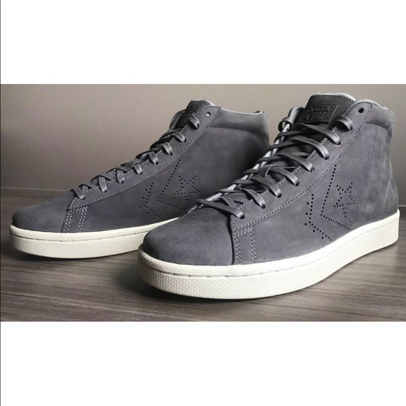 converse leather lux